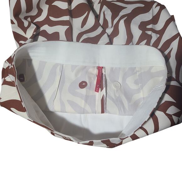 SPANX On The Go Print Ankle Slim Straight Leg Brown Zebra Print Pants L - Picture 6 of 8